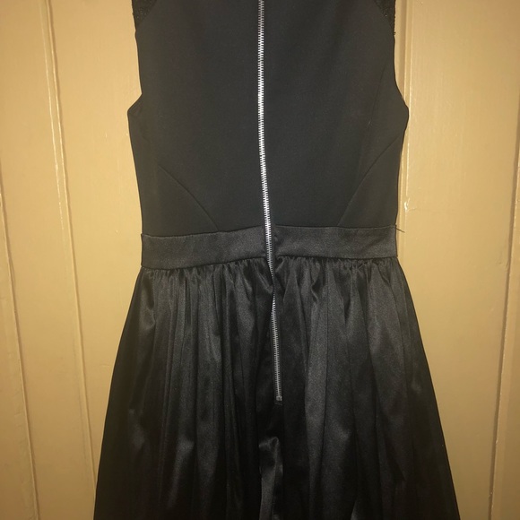 🔥Flash SALE🔥Like New💗 Black Cocktail Dress 👗 - Picture 4 of 6